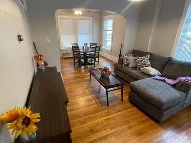 Condo for rent in Altoona