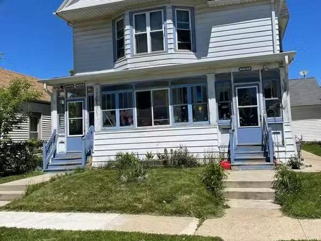 Condo for rent in Oak Creek
