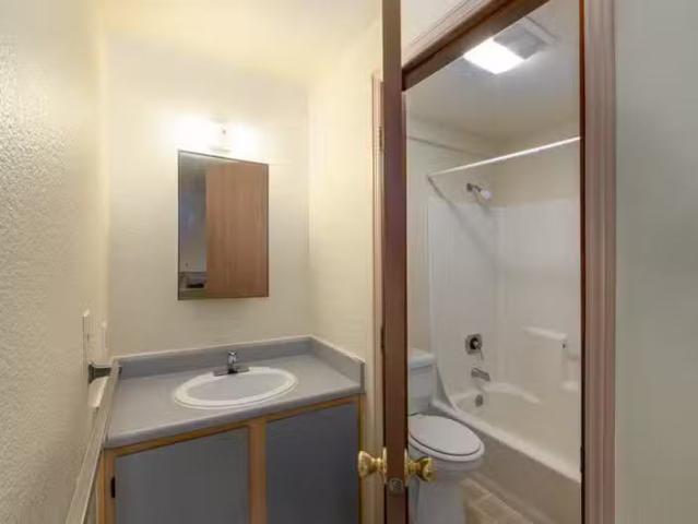 Condo for rent in Seattle
