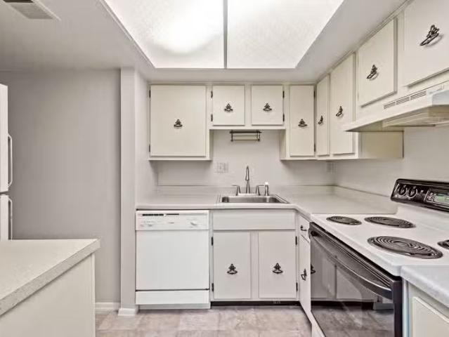 Condo for rent in Washington