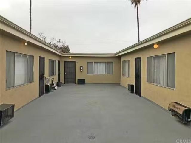 Condo for rent in Pomona