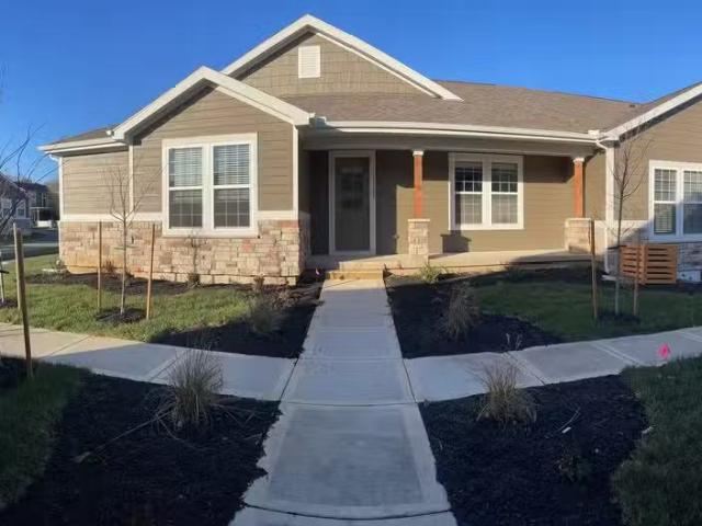 Condo for rent in Shawnee Mission