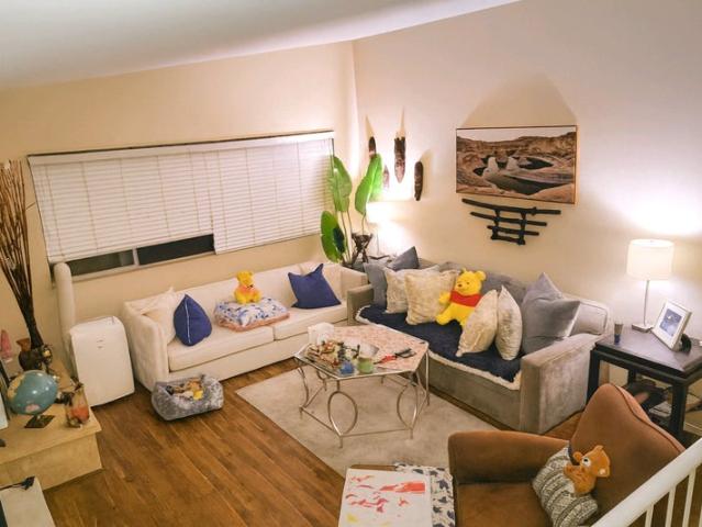 Room for rent in Canoga Park, California