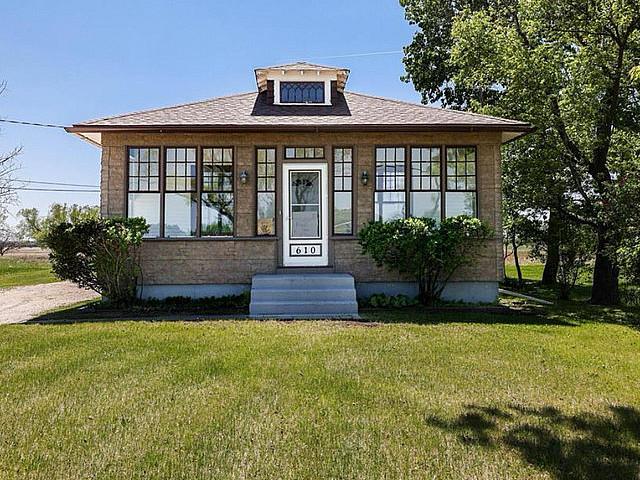 House for sale in East St. Paul, Manitoba