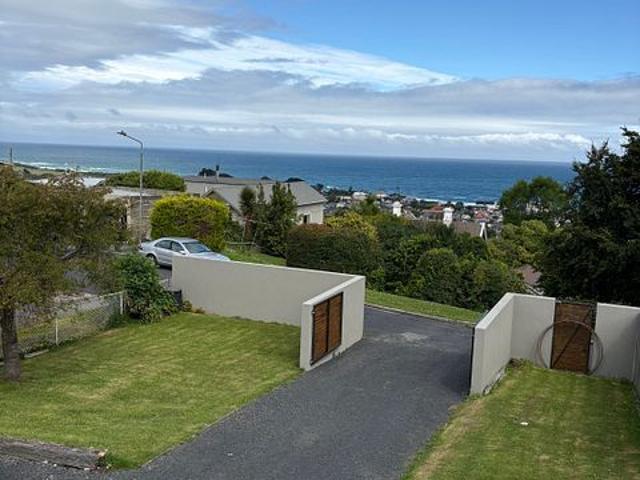 House for rent in Otakou