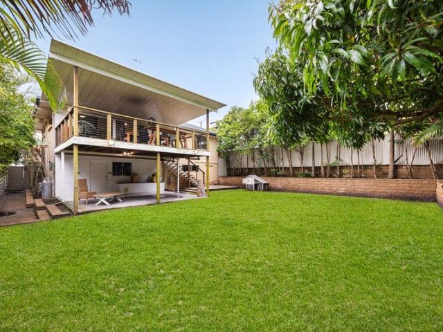 House for sale in Benowa, Gold Coast City