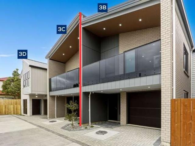 Townhouse for sale in Howick, Oroua County