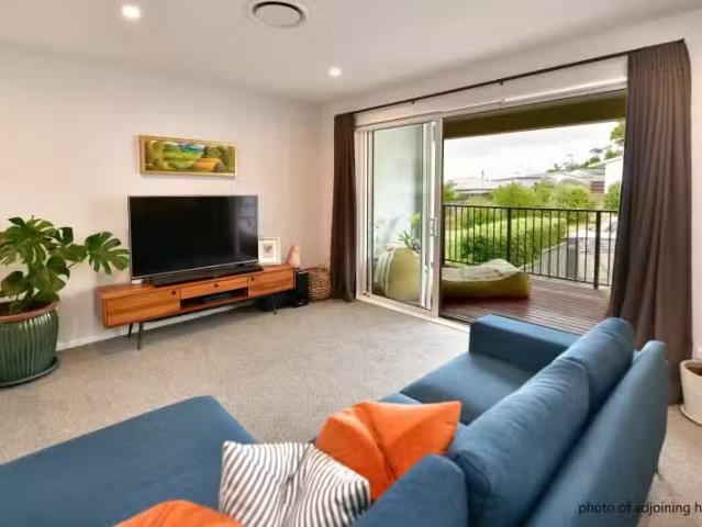 House for sale in Auckland, Oroua County