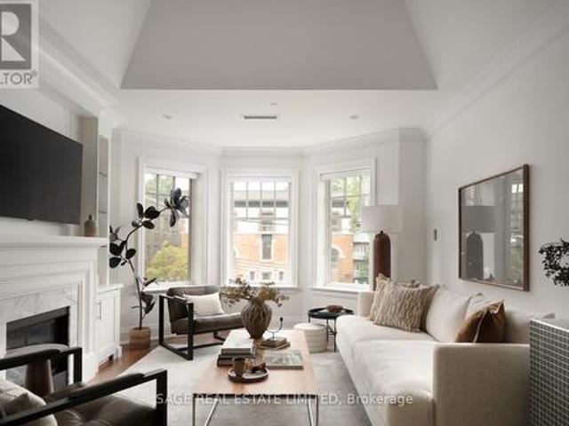 Condo for sale in Woburn, Ontario
