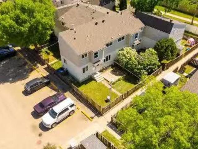 Condo for sale in Wedgewood, Alberta