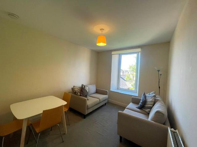 House for rent in Southside, Scotland