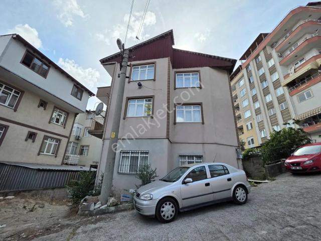 İzmit, Kocaeli içerisinde kiralık mülk
