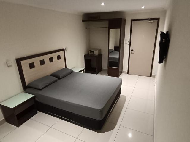 Room for rent in Country Heights Damansara, Kuala Lumpur