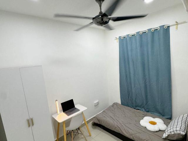 Room for rent in Petaling, Damansara Damai