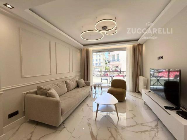 Appartement location à Carré d'Or, Nice