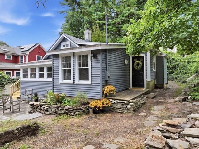 House for sale in Ayer, Middlesex County