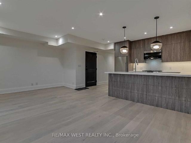 House for rent in Toronto—St. Paul's, Toronto
