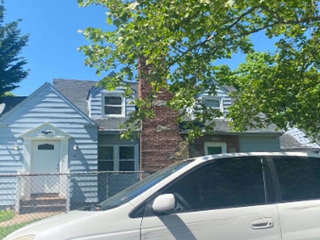 House for sale in Bohemia, New York