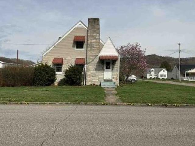 House for sale in Paden City, West Virginia