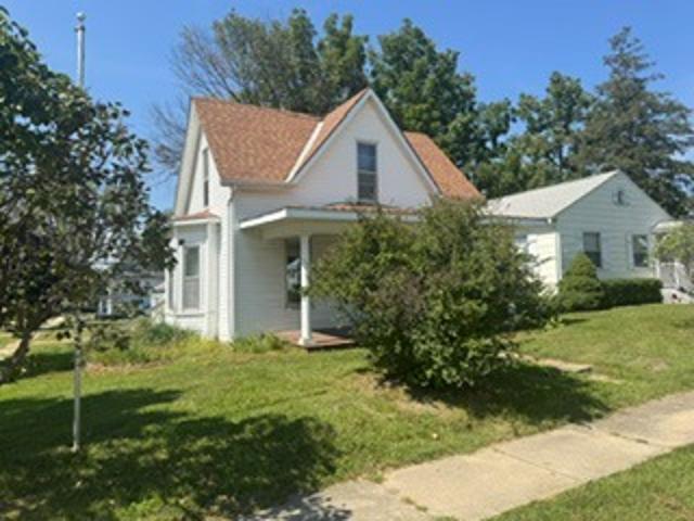 House for sale in Independence, Iowa