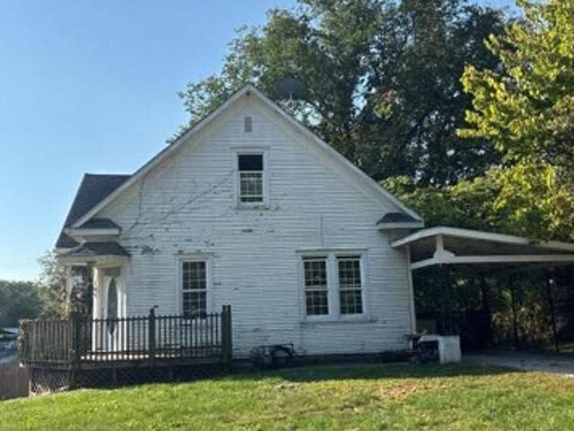 House for sale in Albia, Iowa