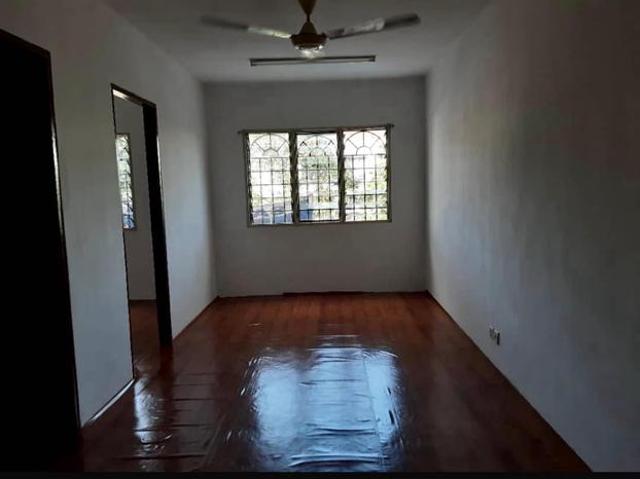 Apartment for sale in Petaling, Damansara Damai