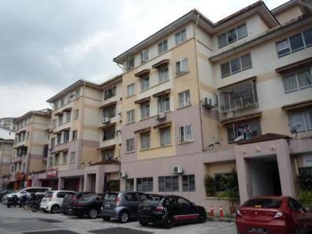 Apartment for sale in Petaling, Damansara Damai