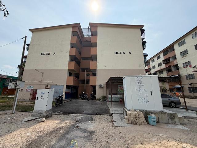 Flat for sale in Wellesley, Penang