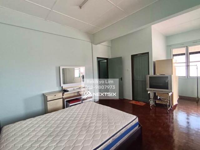 Shop for rent in Kuching
