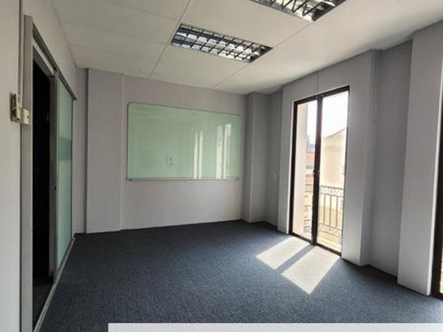 Shop for rent in Country Heights Damansara, Kuala Lumpur