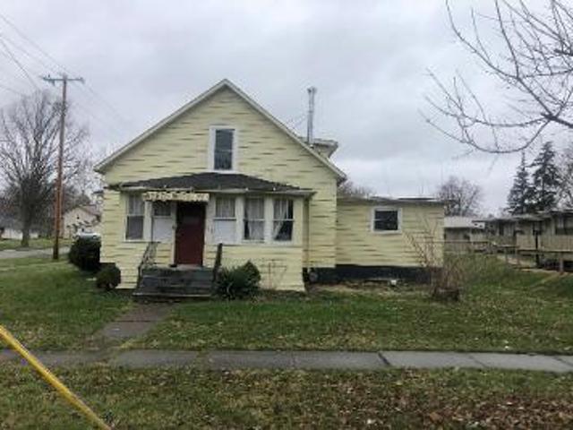 House for sale in New London, Huron County