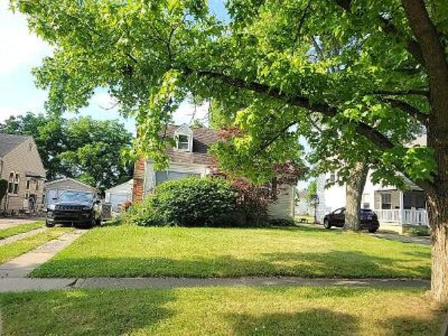 House for sale in Elyria, Ohio