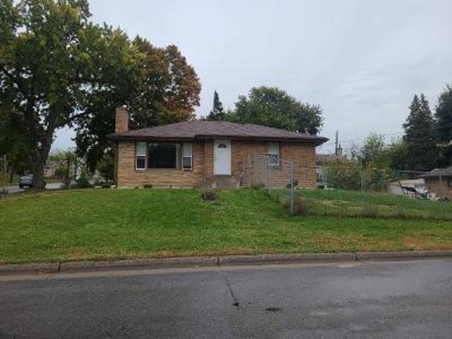 House for sale in Dayton's Bluff, Ramsey