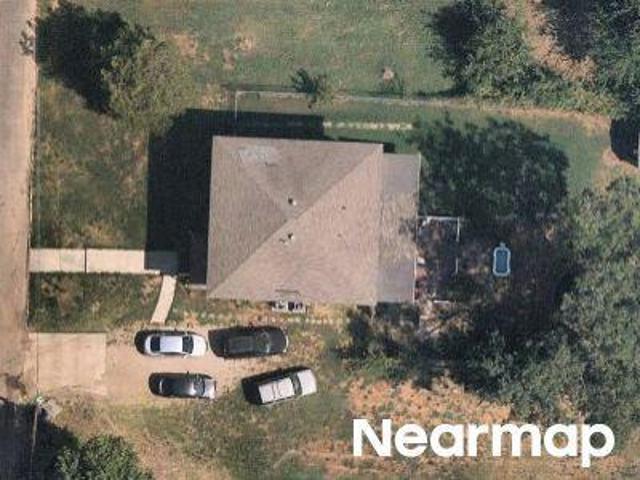 House for sale in Paris, Texas