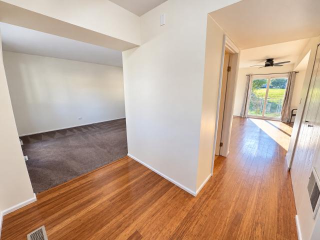 Townhouse for sale in Warrenville, DuPage County