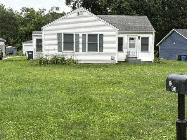House for sale in Warrenville, Illinois