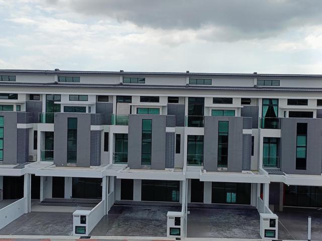 Terraced House for rent in Wellesley, Penang