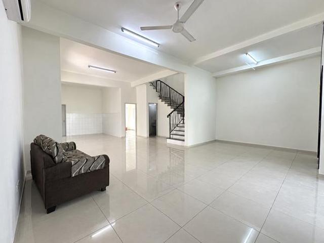 Terraced House for rent in Wellesley, Penang