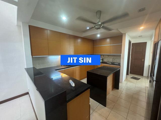Terraced House for rent in Georgetown, Penang
