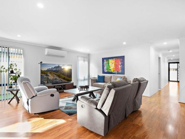 House for rent in Piara Waters, Western Australia