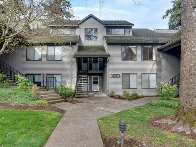 Condo for sale in Oregonia