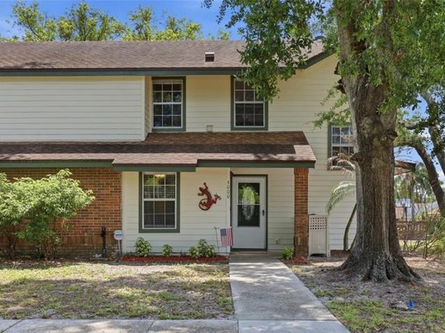 Townhouse for sale in Casselberry, Florida