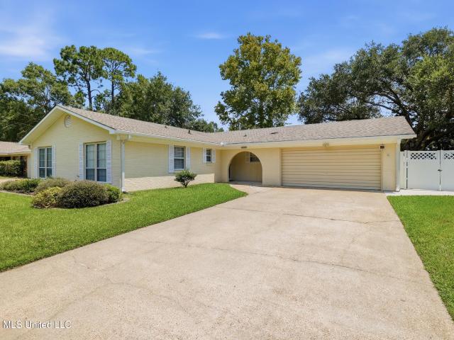 House for sale in Gautier, Mississippi