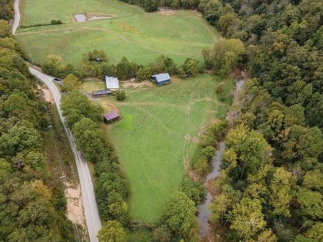 Farm for sale in Oneida, Kentucky