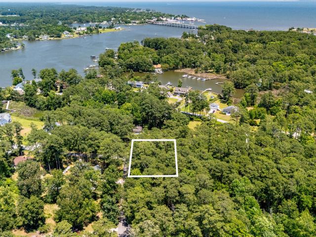 Land for sale in Oriental, North Carolina
