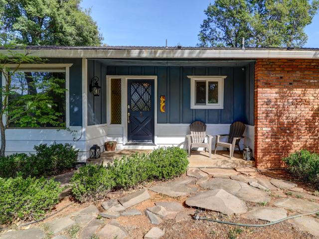 House for sale in Shasta, California