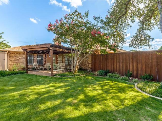 House for sale in Addison