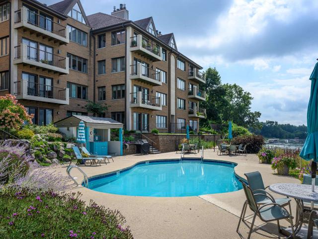 Condo for sale in Monona, Wisconsin
