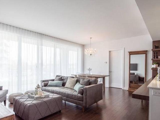 House for rent in Laval