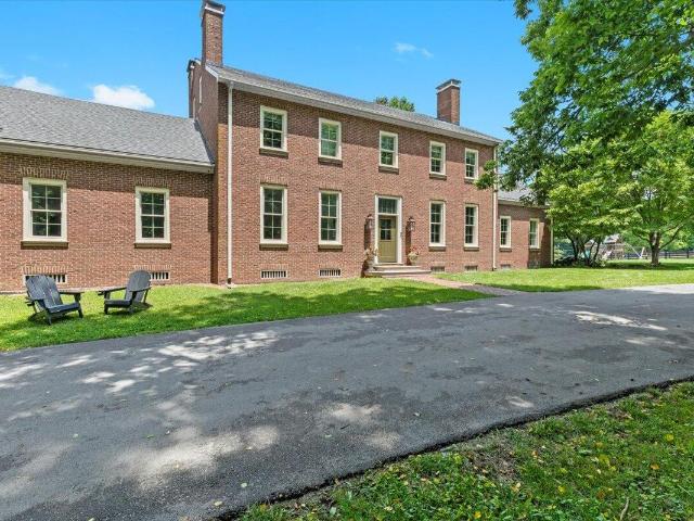 House for sale in Versailles, Kentucky
